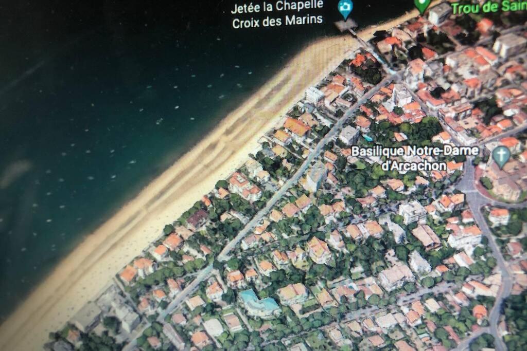 Appart Sur La Plage Pied Dans L Eau Avec Terrasse Jardin Vue Sur Le Bassin Depuis La Terrasse , Parking Аркашон Экстерьер фото