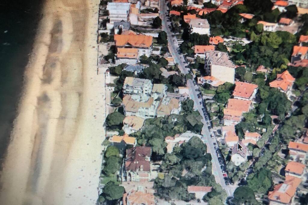 Appart Sur La Plage Pied Dans L Eau Avec Terrasse Jardin Vue Sur Le Bassin Depuis La Terrasse , Parking Аркашон Экстерьер фото